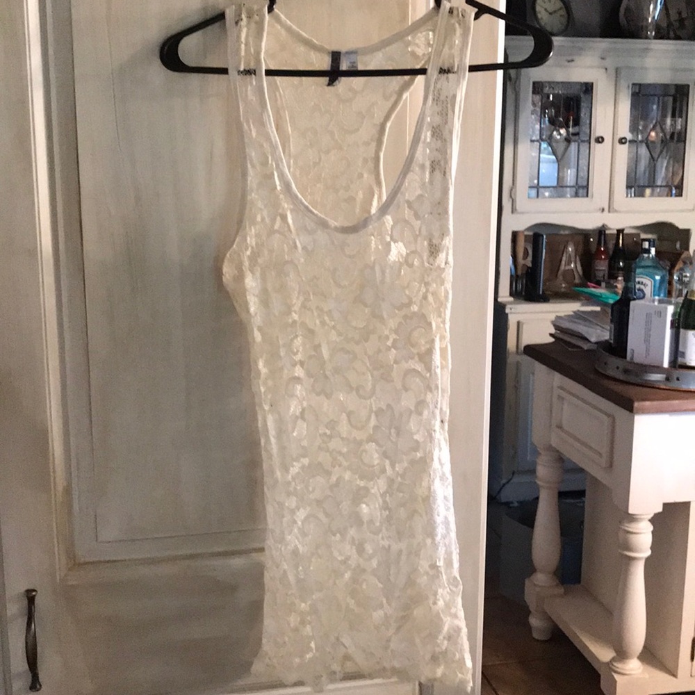 X-long lace razor back top